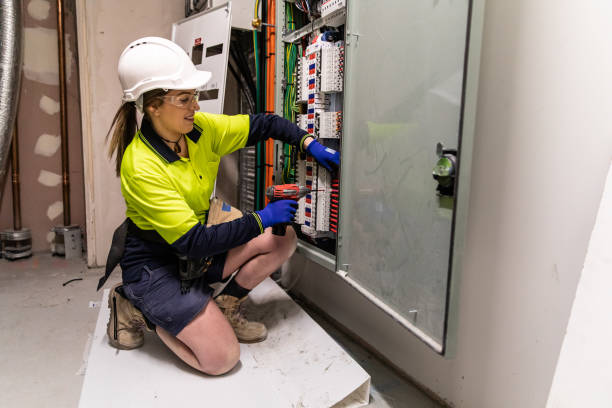Best Electrician Near Me  in Pierceton, IN