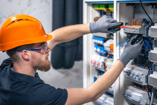 Best Local Electrician Companies  in Pierceton, IN